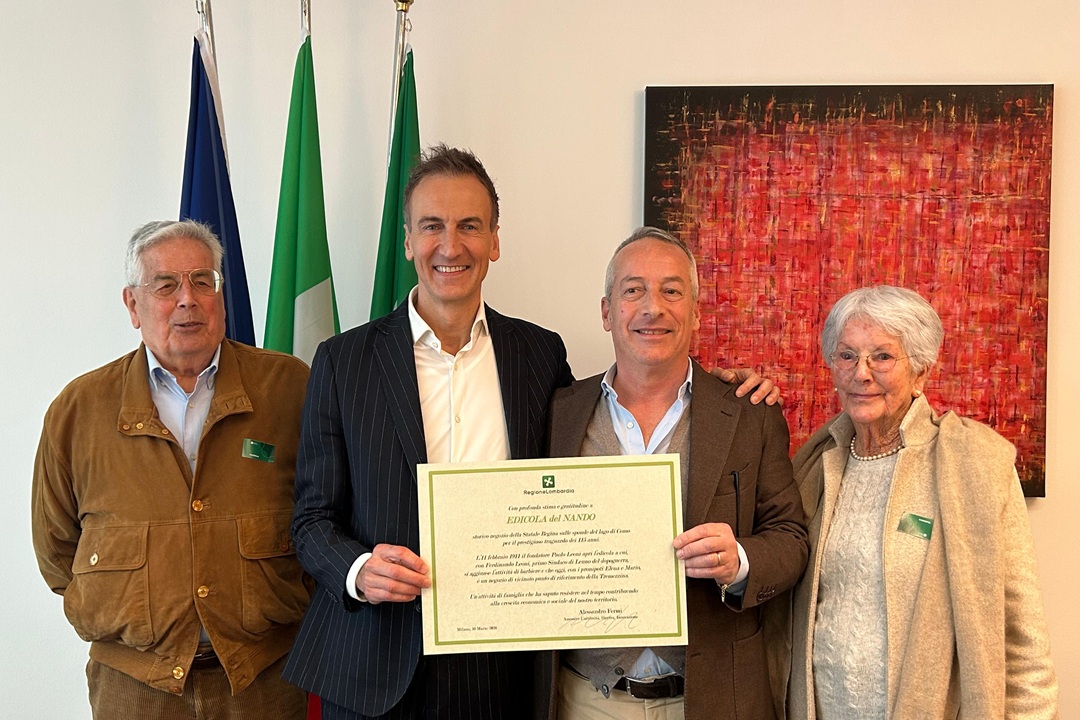 L’Edicola del Nando festeggia 115 di attività: premiata da Regione Lombardia