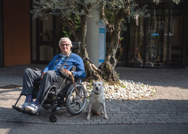 Denny, amico a quattro zampe per gli anziani della casa di riposo