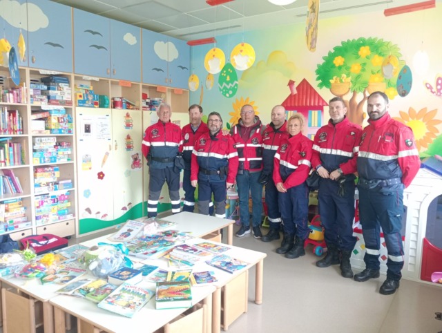 Associazione Nazionale Carabinieri, mano tesa ai bimbi in ospedale