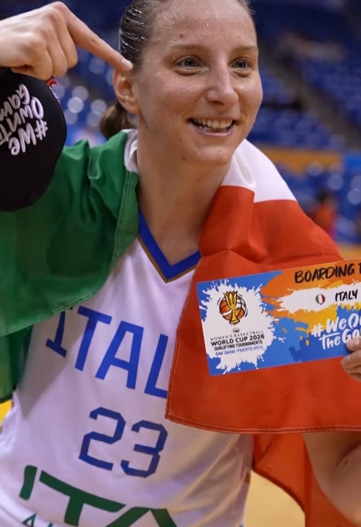 laura Spreafico capitana dell'Italia con il biglietto per i Mondiali
