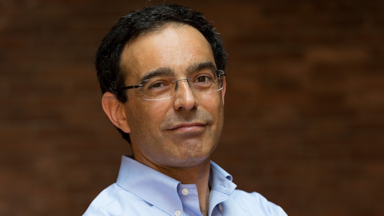 Il teologo laico e filosofo Vito Mancuso al San Teodoro con Il Mantello