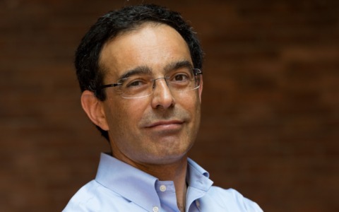 Il teologo laico e filosofo Vito Mancuso al San Teodoro con Il Mantello