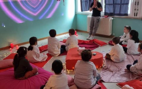 La scuola dell’infanzia di Maccio ospita la “stanza del cuore”