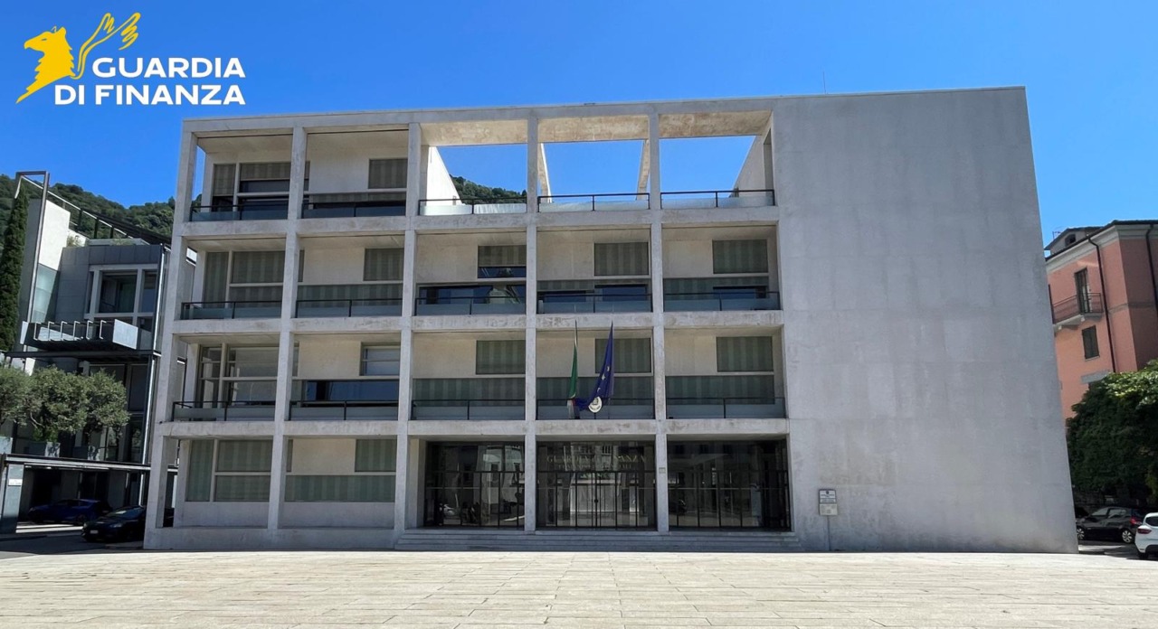 Finanziere libero dal servizio sventa una rapina, un arresto