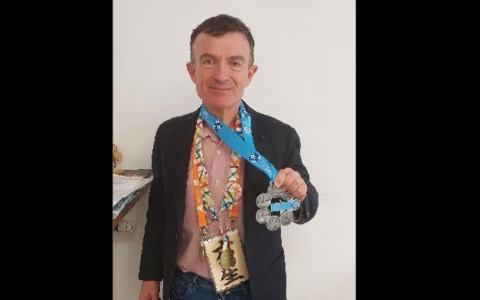Tornari, medico di base e grande sportivo: ha ultimato le maratone più iconiche del mondo