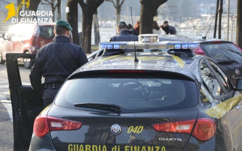 Guardia di Finanza:  controllati 150 veicoli in tutto il territorio nel fine settimana