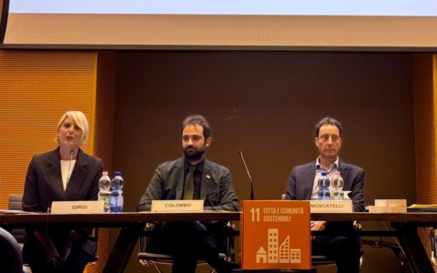 Festival del Legno: siglato protocollo tra Cantù e Como