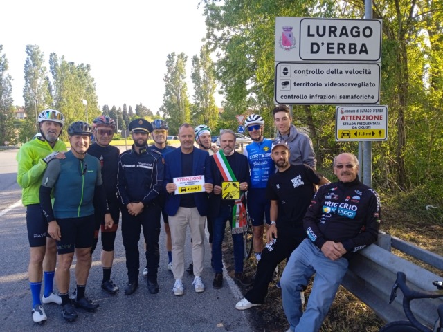 Inaugurati i cartelli salvaciclisti a Lurago