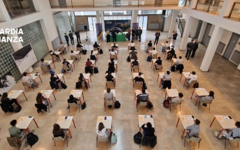 Concorso “Premio LeggiAmo a scuola. Fiamme gialle e Costituzione”, gli scritti della 14esima edizione