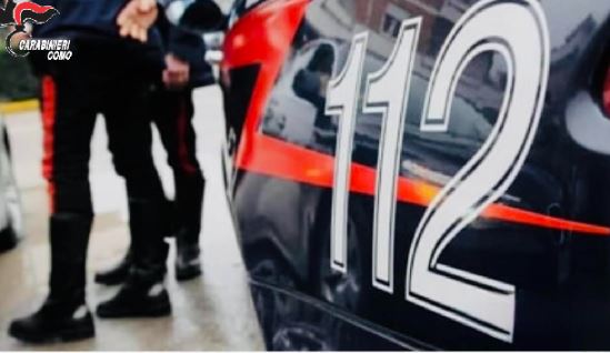 Colpì il direttore del supermercato con una bottiglia: denunciato 26enne