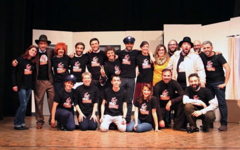 Divertimento a teatro per aiutare la mensa di solidarietà