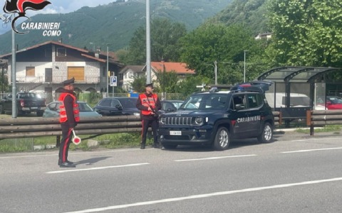 Controlli dei Carabinieri a Gera Lario: tre persone segnalate per possesso di stupefacenti
