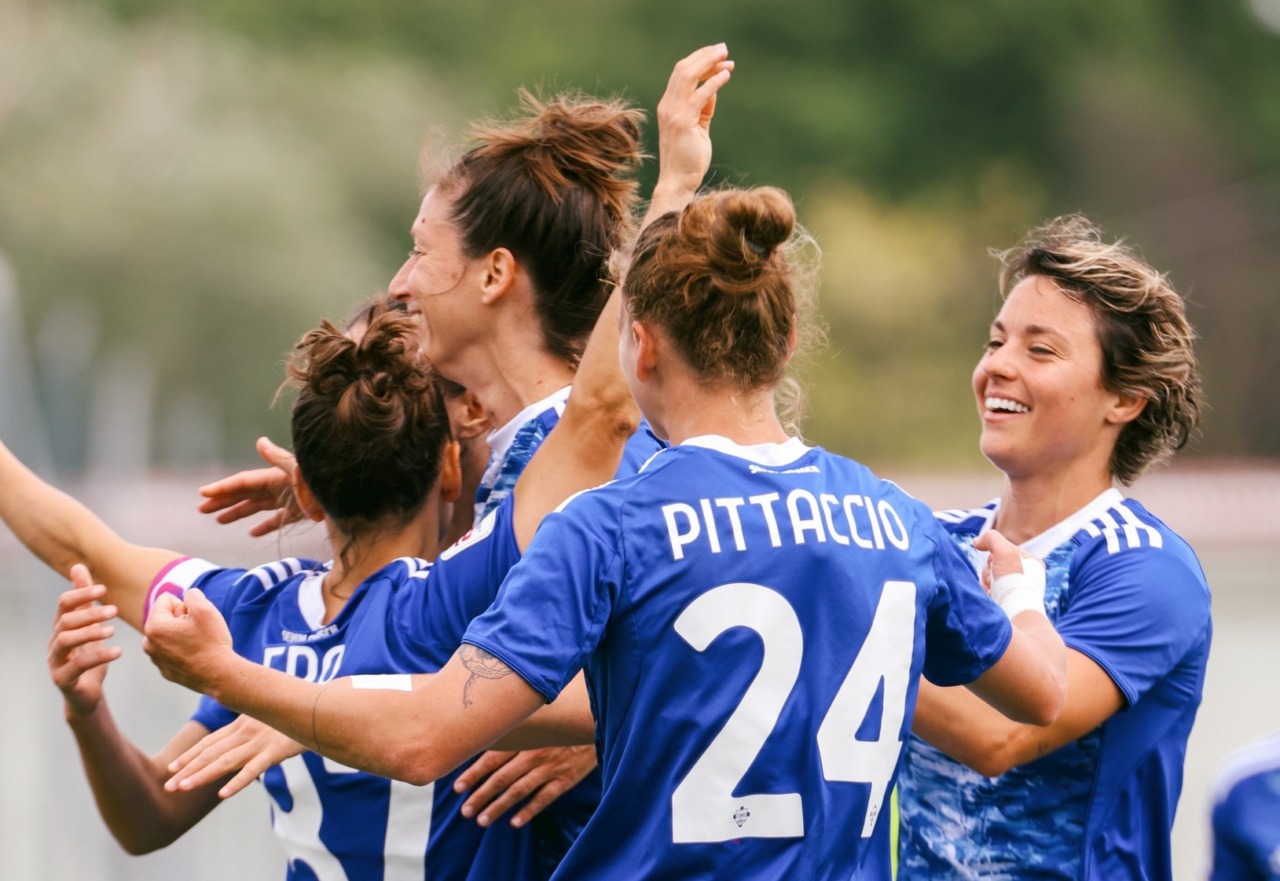 Il Como femminile sa solo vincere: schianta anche l’Arezzo 3-0 e vola sempre più in alto