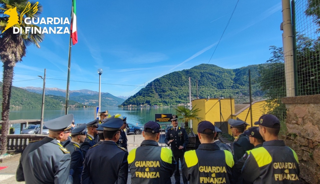 Comandante regionale guardia di finanza in visita a Como