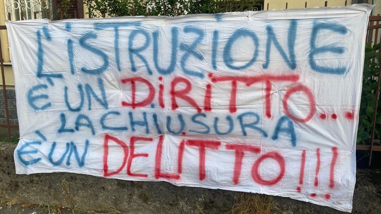 Striscioni scuola rodari Socco