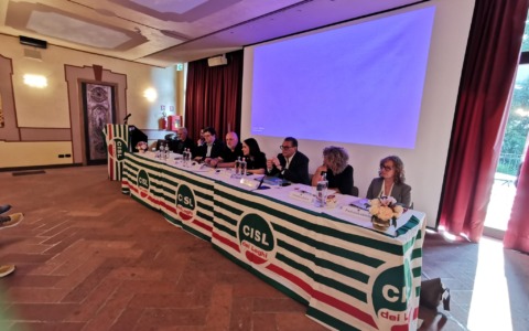 La Cisl mette al centro il tema dei Neet, giovani che non studiano e non lavorano