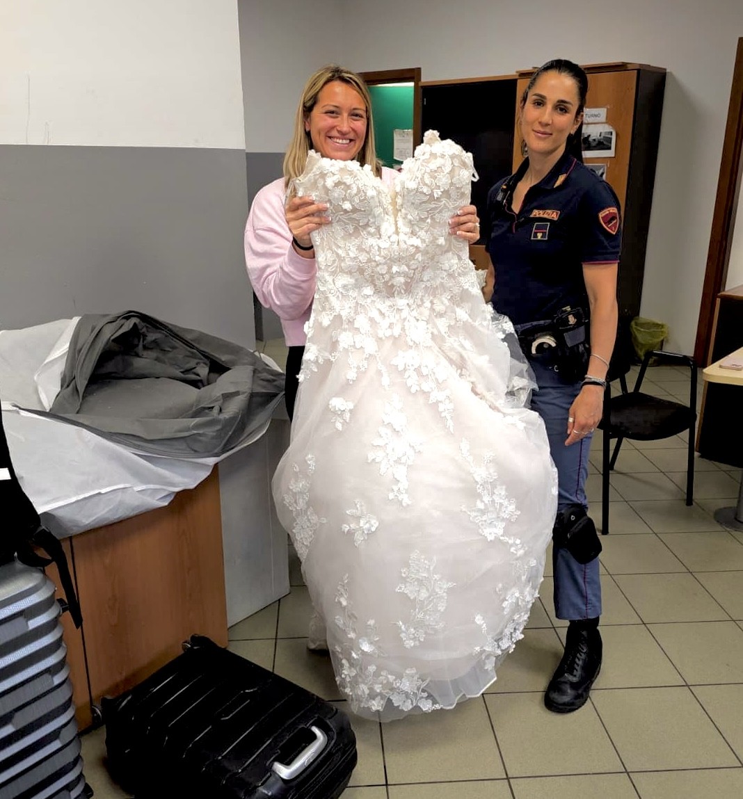Nozze salve, la Polizia ritrova l’abito da sposa rubato