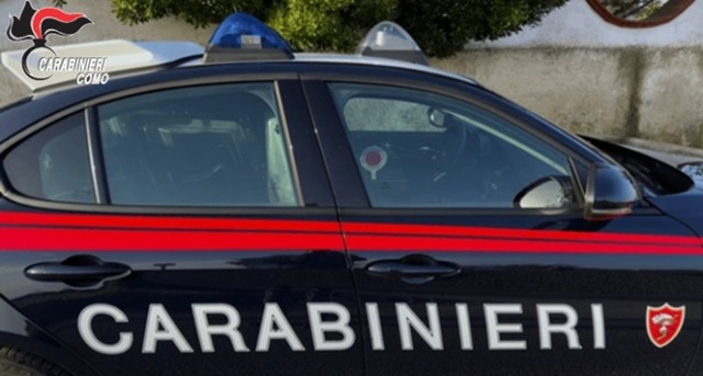 Maltrattava i famigliari e chiedeva loro soldi per la droga: arrestato