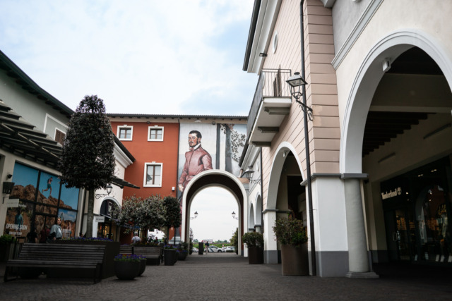 Franciacorta Designer Village, quando lo shopping incontra l’arte urbana