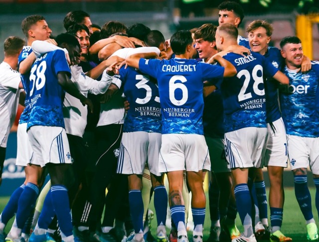 Como in Champions - foto social Como 1907
