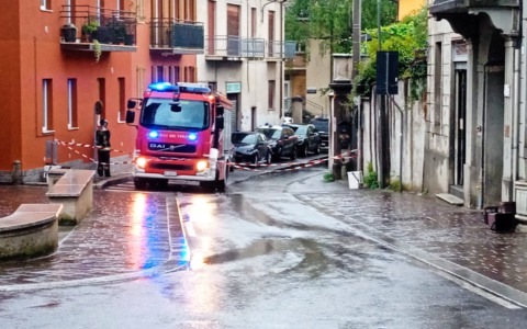 Fa esplodere un petardo, quindicenne  perde la mano: l’incidente a Villa Guardia