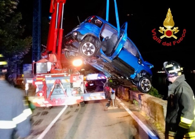 Incidente mortale a Brienno, auto termina nel lago: 29enne di Solaro accusato di omicidio stradale