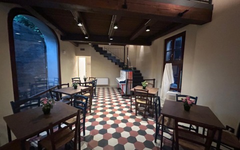 Inaugurato il Caffè letterario: “Sarà uno spazio per giovani e non solo”