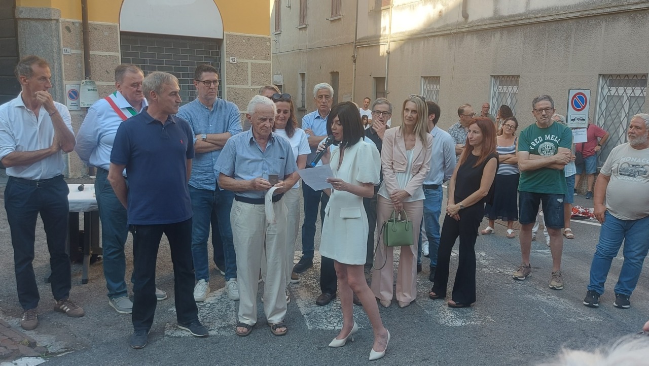 Inverigo: riconoscimento Gigante d'Oro e cittadinanza onoraria