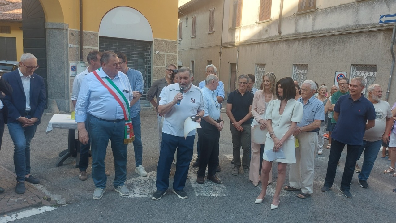 Inverigo: riconoscimento Gigante d'Oro e cittadinanza onoraria
