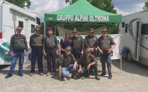Spiedo e polenta in compagnia degli Alpini