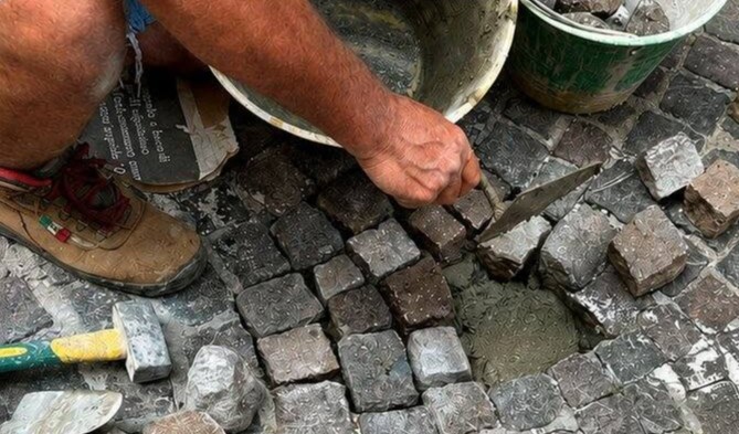 Per le piazze del centro storico arrivano 100mila euro da Regione Lombardia