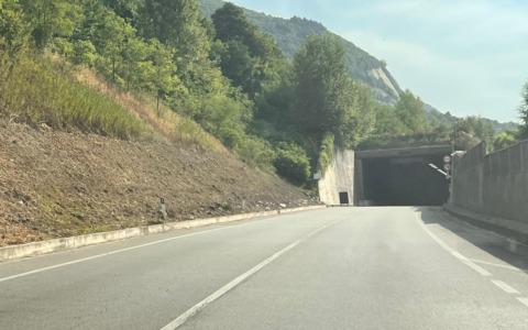 Galleria chiusa al traffico per manutenzione