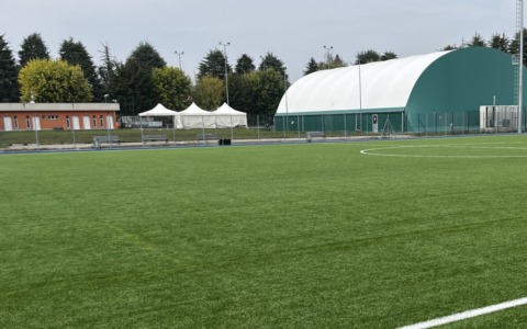 Rischio di legionella: chiusi gli spogliatoi del campo sportivo