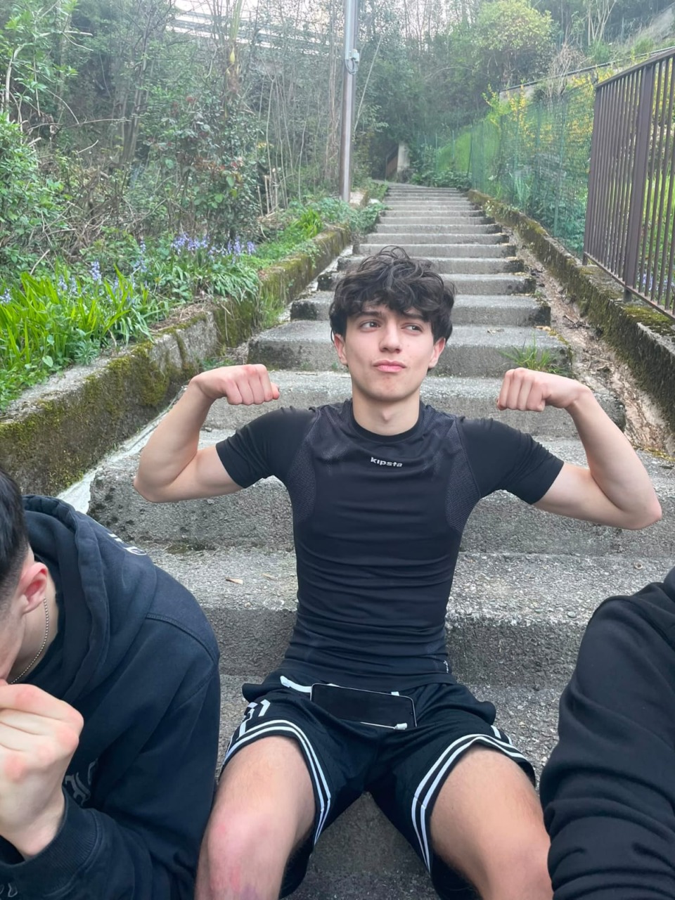 Addio a Francesco: non ce l’ha fatta il ragazzo rimasto gravemente ferito nell’incidente con la moto