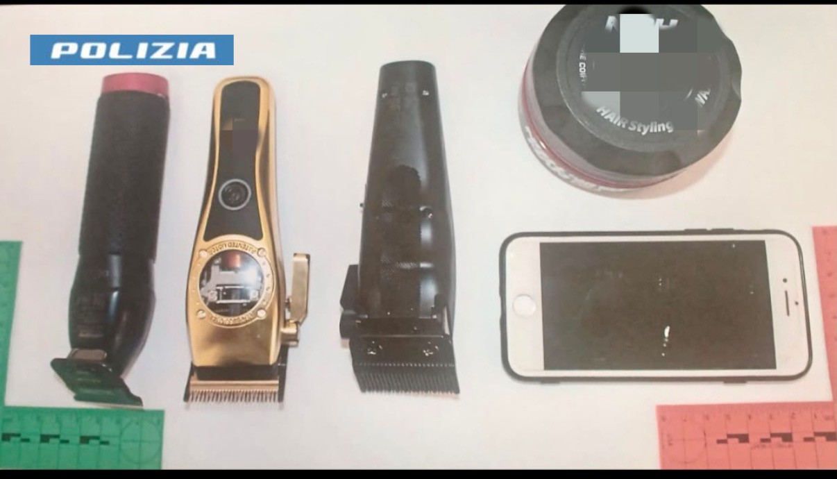 Spaccata in un negozio, denunciato un 20enne