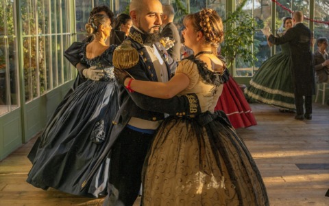Si torna a danzare come nell’Ottocento con il corso organizzato da Società di Danza Città di Erba