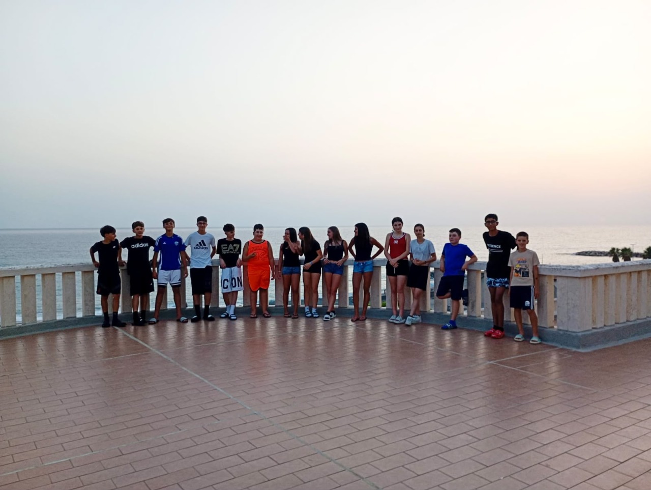Dai banchi alla barca a vela, studenti in vacanza in Calabria
