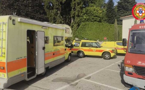 Donna dispersa a Civenna, ricerche in corso