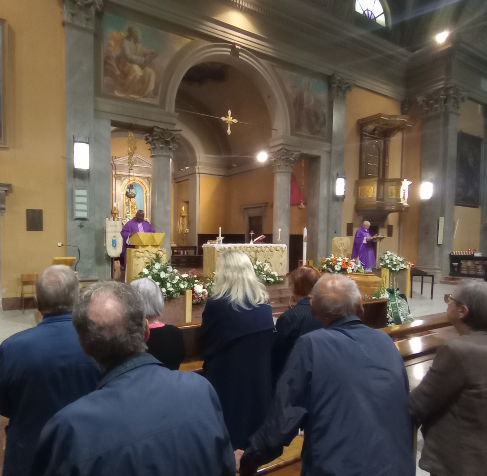 Funerali di Franco Cavenaghi a Santa Maria Nascente, con delegazione dei Poveri Servi della Divina Provvidenza