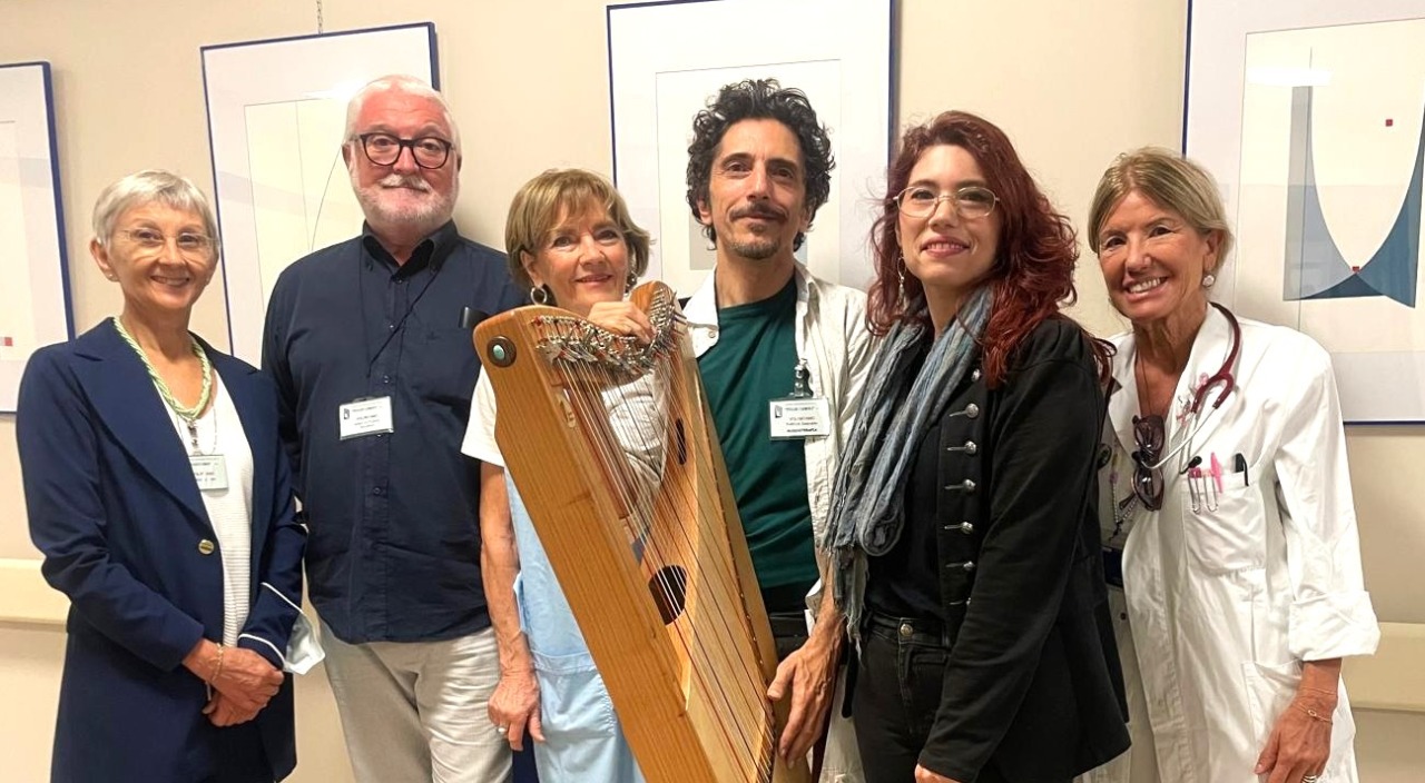 Al Sant’Anna arriva la musicoterapia durante il day hospital oncologico
