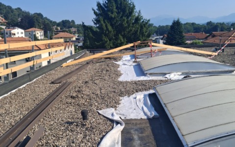 Stop alle infiltrazioni d’acqua a scuola: quasi ultimati i lavori di impermeabilizzazione