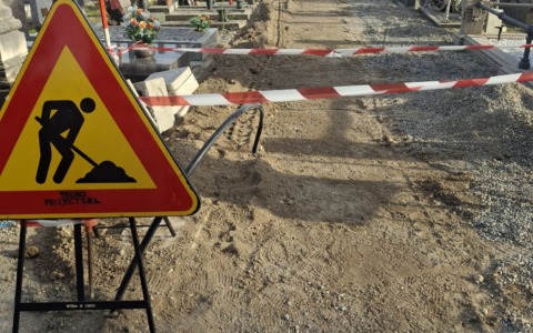 Cimiteri più accessibili: sono iniziati i lavori  per sistemare i viali