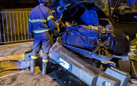 Terribile schianto nella notte, paura a Lenno