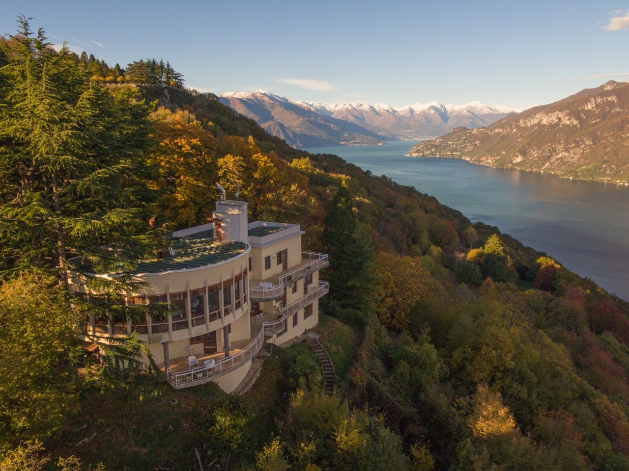 Affittano la villa, poi spariscono senza pagare