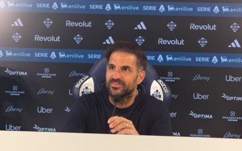 Como-Parma 2-1, Fàbregas in conferenza: “Vittoria per nulla scontata o banale”