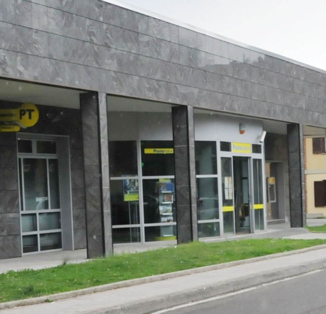 Ritardo nei lavori: posticipata la riapertura dell’ufficio postale