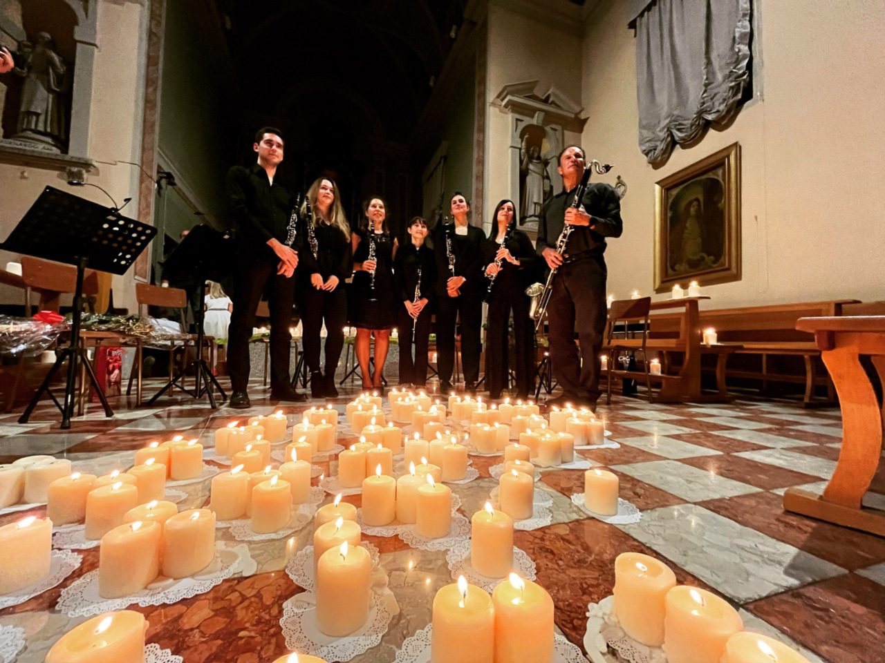 Candle Night: la musica si accende alla luce delle candele
