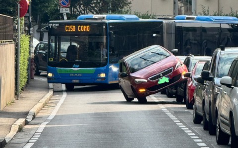 Automobile rimane su… due ruote