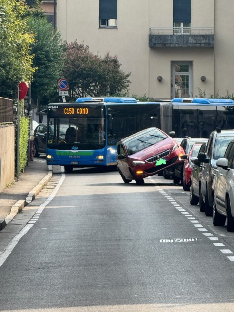Automobile rimane su… due ruote