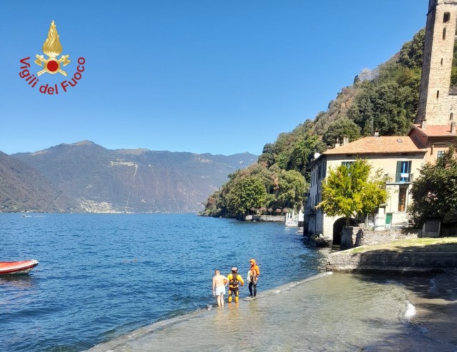 Si inabissa nel lago: rinvenuto e individuato il corpo del turista